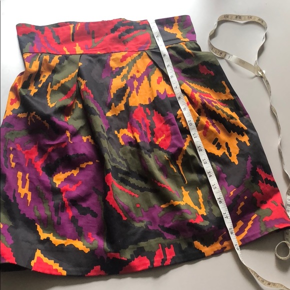 FCUK structured short skirt tribal print - Picture 6 of 8